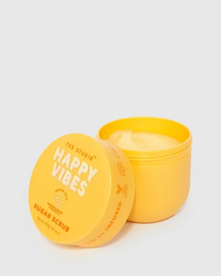 مقشر جسم من يس ستوديو فيتامين سي